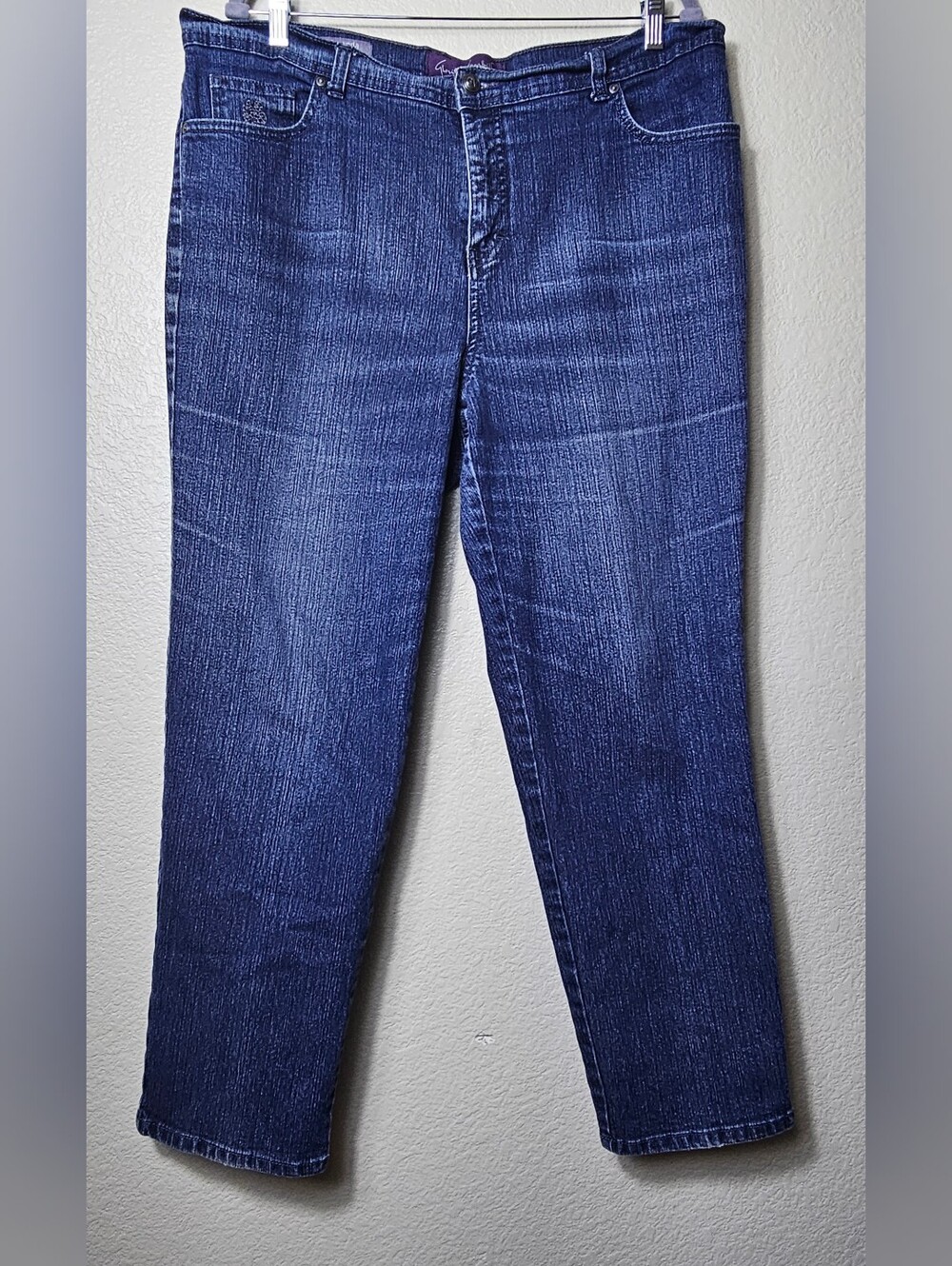 Gloria Vanderbilt Dark Blue Ankle Cropped Jeans